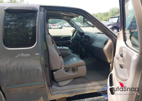 2003 Ford F-150 Lariat/Xl/Xlt from USA, damaged, VIN 1FTRX17W63NA39296